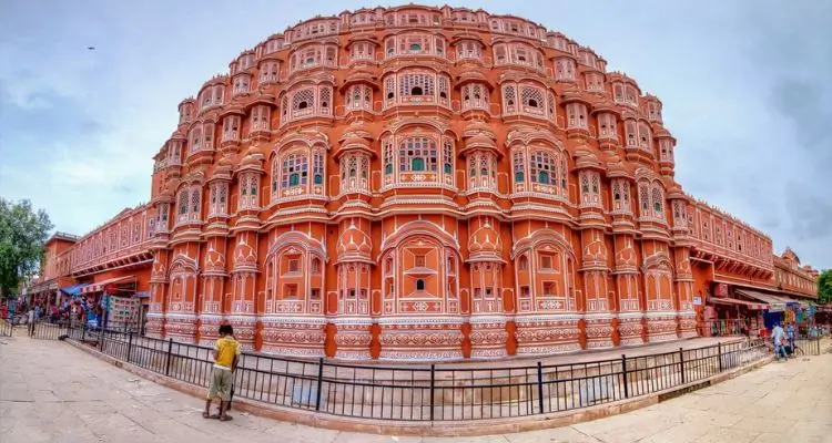 The story behind Hawa Mahal